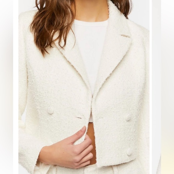 🌟 MUST GO 🌟 Forever 21 Cropped Frayed-Trim Blazer - Picture 4 of 8